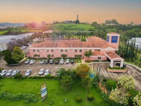 瓦尔吉尼亚菲尼克斯酒店-官方