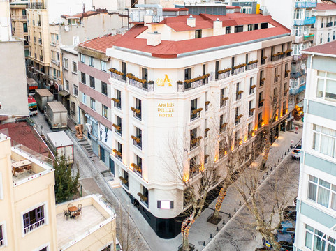 Aprilis Plus Hotel