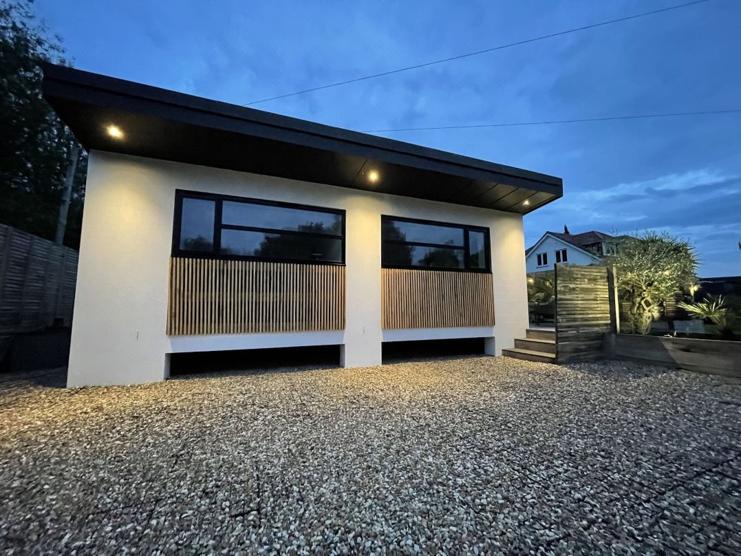 MayGrove Retreat - Sleeps 2 - Jacuzzi & Boat Hire