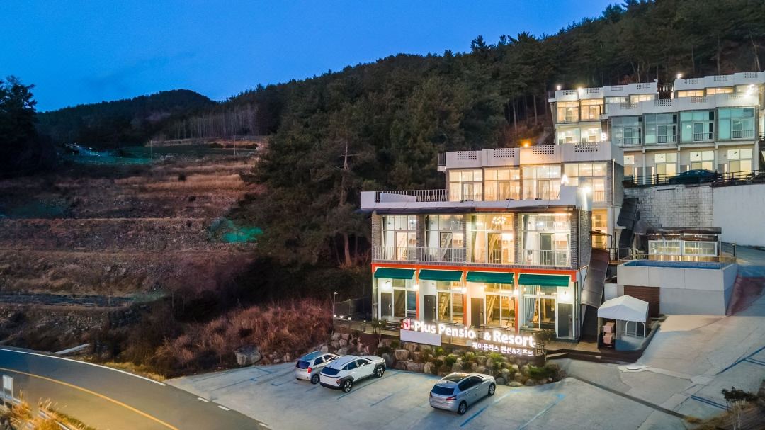 เย็อซู Jplus A Pension