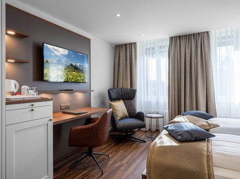 Goldswil酒店住宿-度诺德酒店