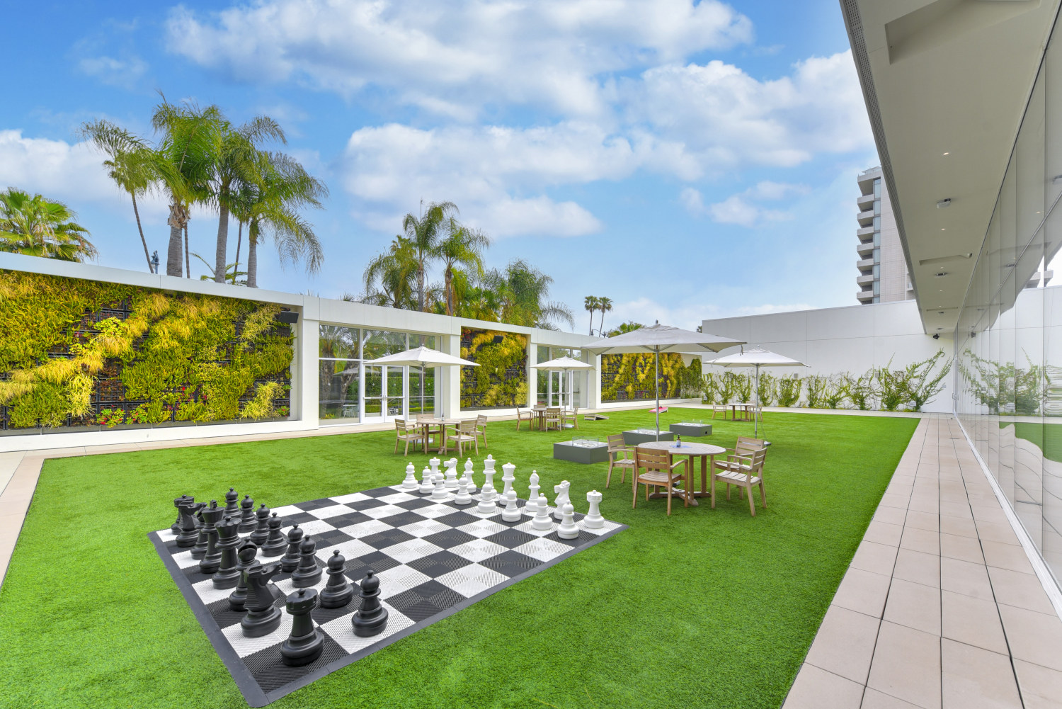 比佛利希尔顿酒店-官方