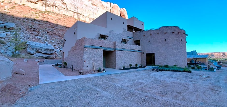 Bluff Dwellings Resort-官方