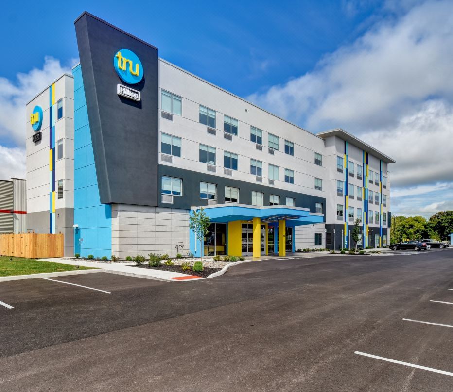 Tru by Hilton Camillus Syracuse