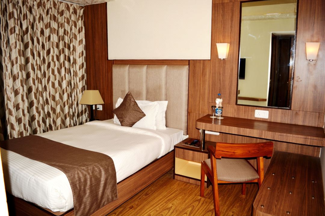 โรงแรม Krrish