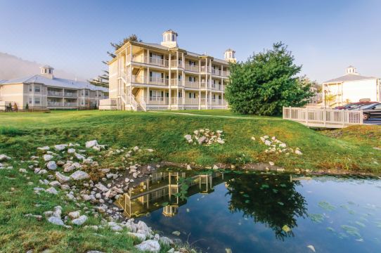 Holiday Inn Club Vacations Oak N' Spruce Resort