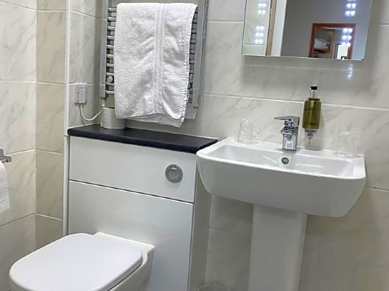 Alton House Hotel Room Type - Superior Double Room