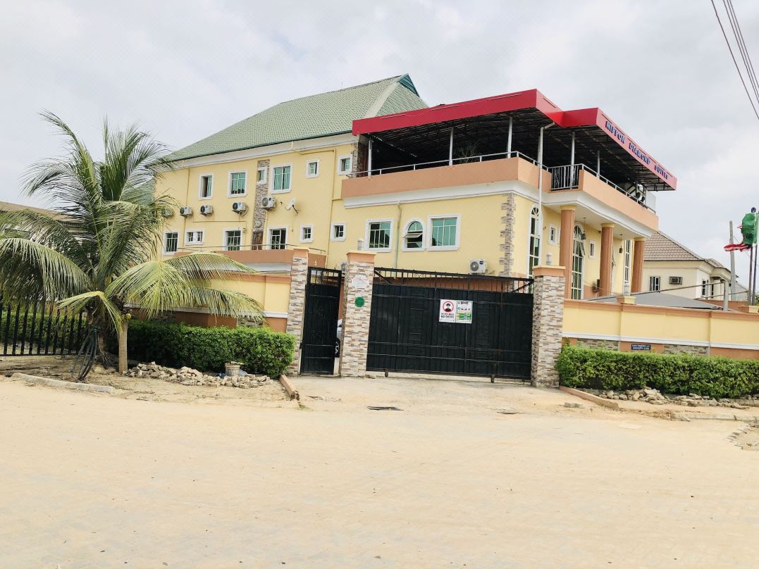 Nippon Diamond Suites