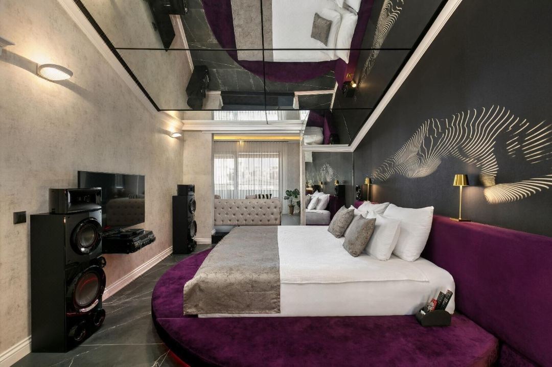Wolf Suites