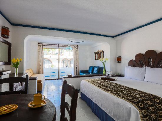 Los Arcos Suites Room Type - Junior Suite