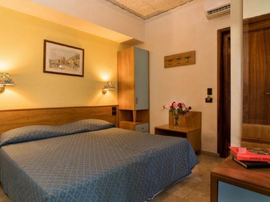 Hotel Vello d'Oro Room Type - Standard Double or Twin Room Hotel Vello d'Oro Room Type - Standard Double or Twin Room