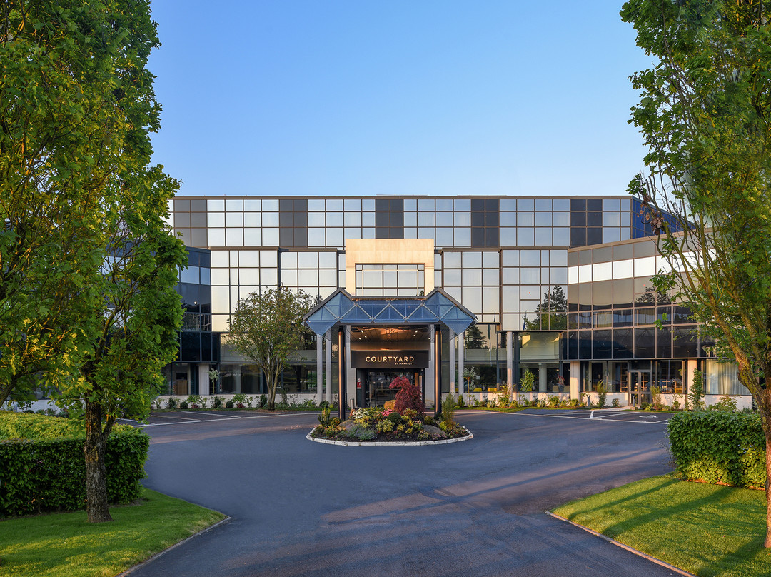 Jangle Hotel Paris CDG Airport