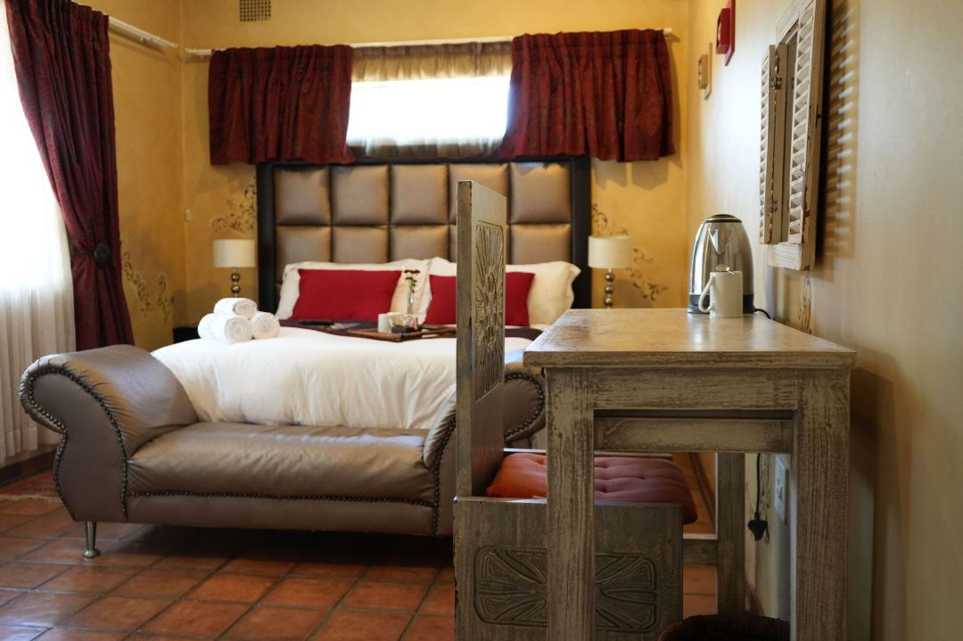 Tuscan Lodge