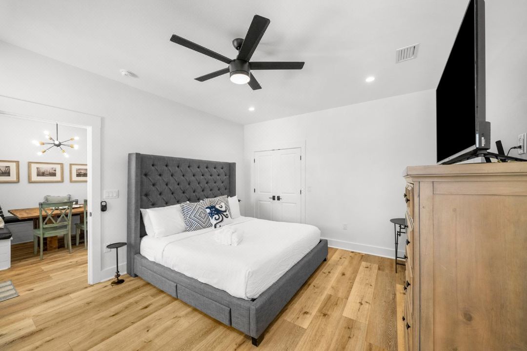 BH 6th Street Retreat