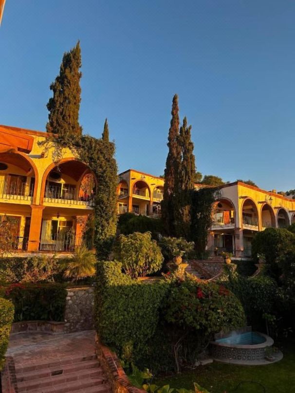 Ermita Condo Hotel