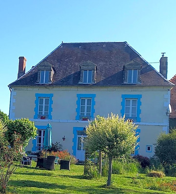 Saint-Jory-de-Chalais酒店住宿-Maison du Cheval