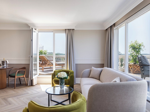 洲际尚蒂伊尚蒂利皇家山城堡酒店