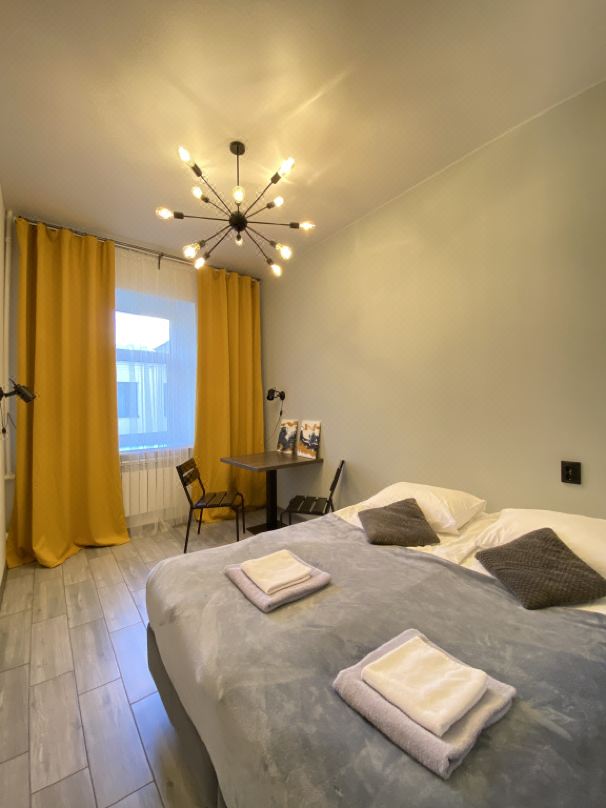 LED21 Living Quarters