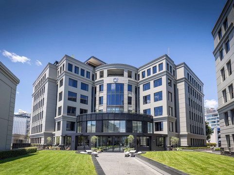 奥克兰QT酒店, EVT旗下