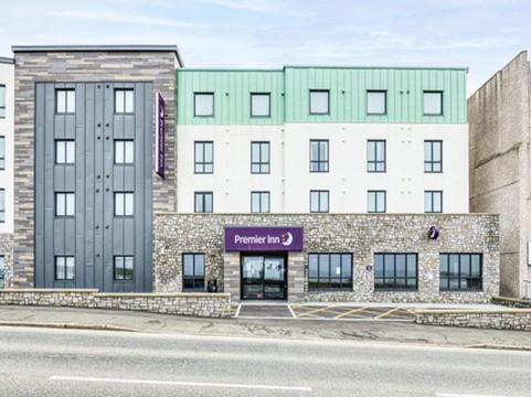 Premier Inn Newquay (Seafront) Hotel