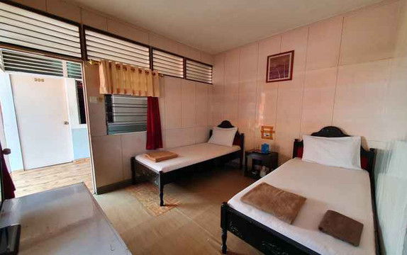 Sambas酒店住宿-Hotel Sinar Khatulistiwa