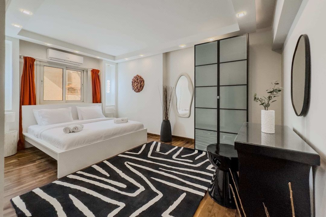 The 3BDR Avant-garde Residence 5 min to Airport