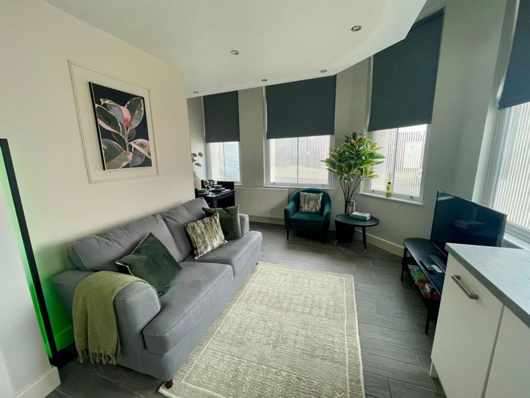 Woolton | Washer/Dryer | Sofa Bed | Free Parking