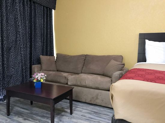 Econo Lodge Inn & Suites Old Saybrook Westbrook Room Type - Queen Room