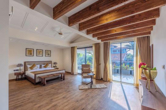 ELIVAAS Valley View 5BHK Villa With Pool