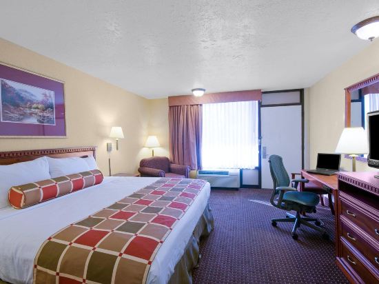 Best Western Plus Weston Inn Room Type - King Room-Non-Smoking