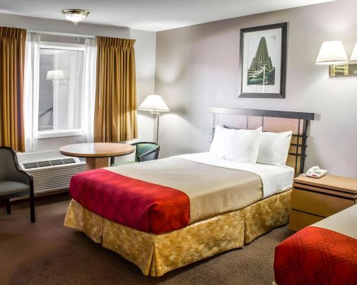 Econo Lodge Inn & Suites Colonie Center Mall