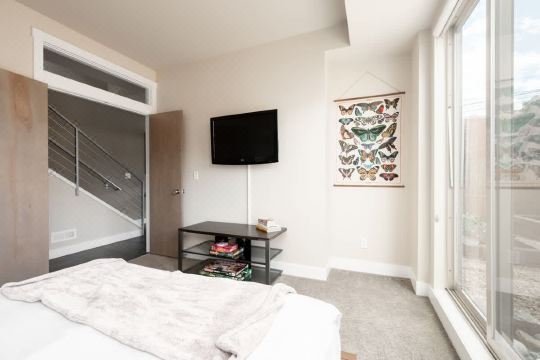 Private Rooftop Deck with City Views - Stunning Modern Oasis