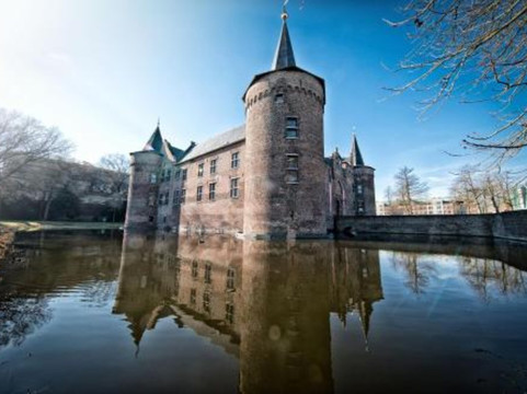 Mierlo酒店住宿-圣·兰伯特餐厅酒店