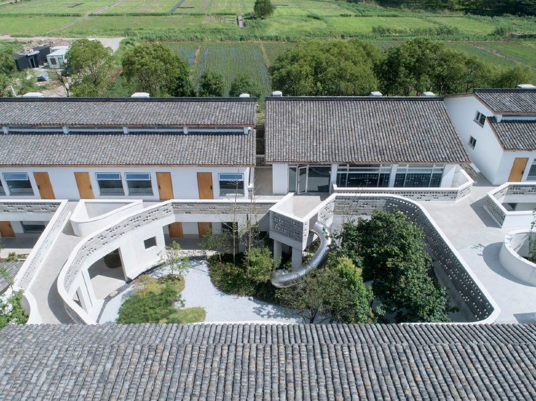 Ideal Village · Xuanshe | Twenty-Six Rooms Homestay