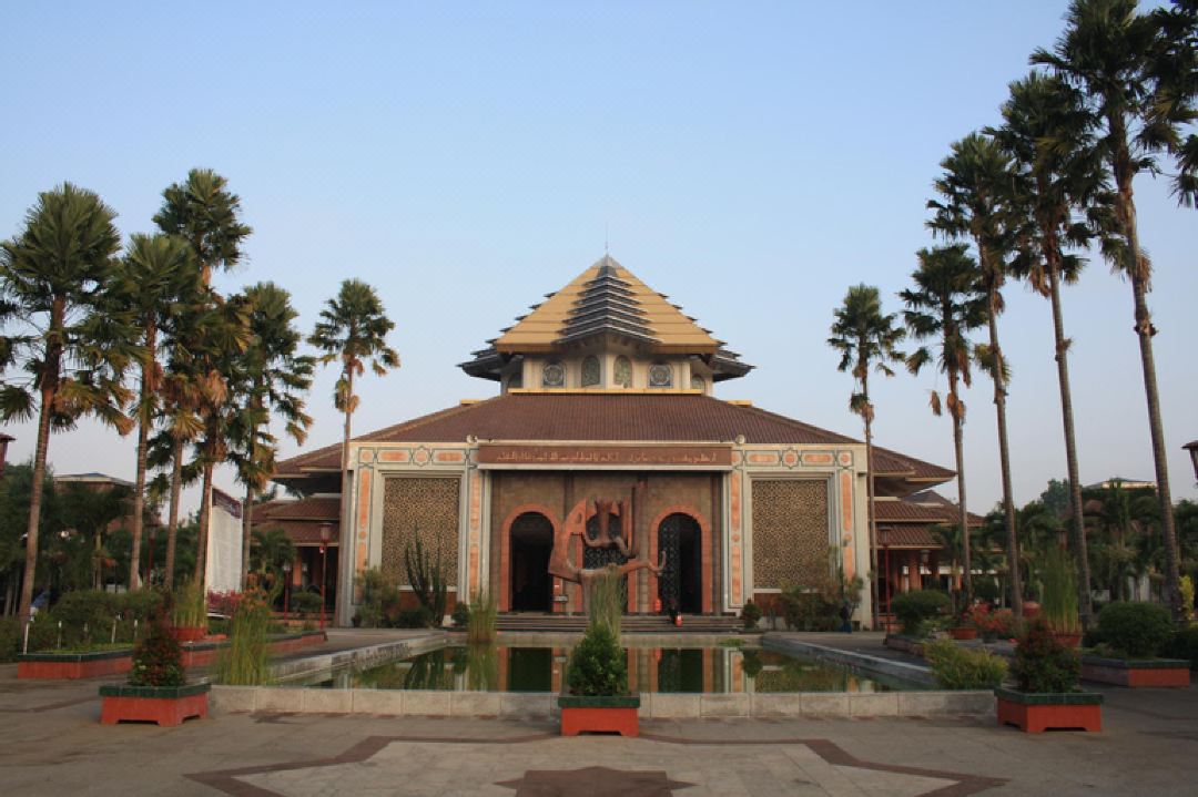 BnV house condong catur