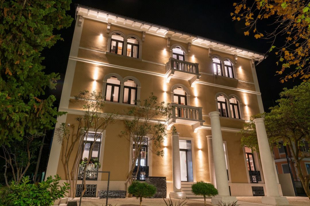 DeGrassi Boutique Garni Hotel Izola