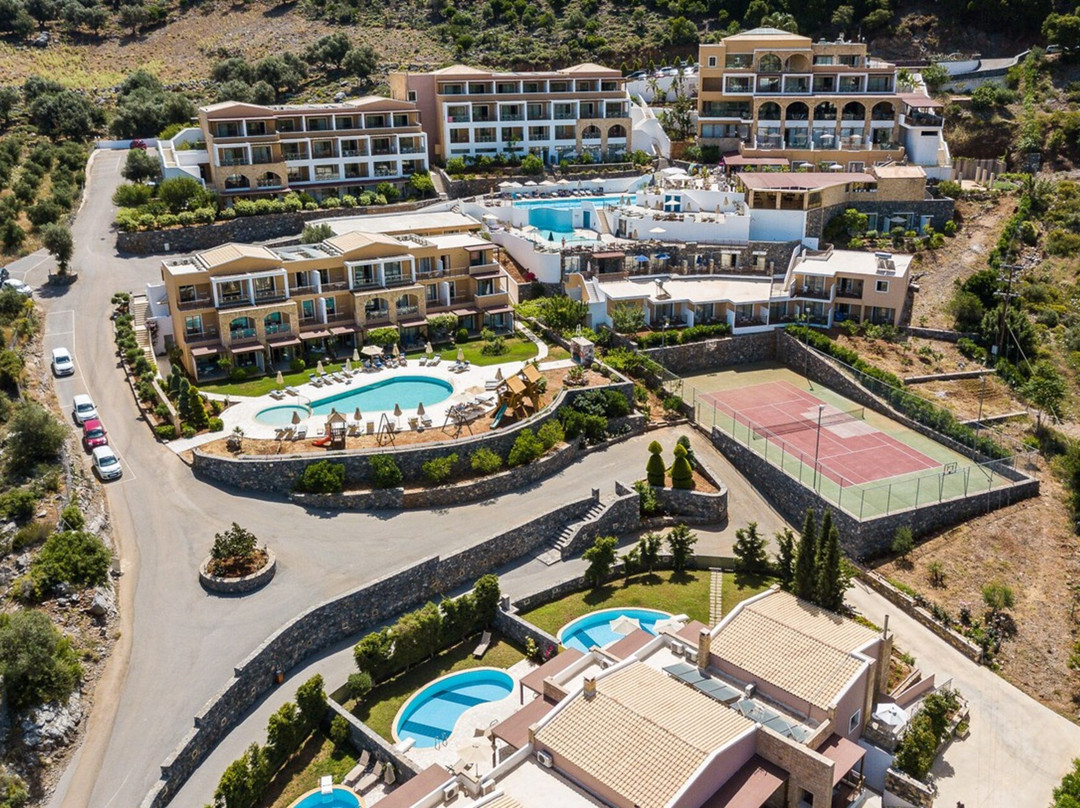 Zoniana酒店住宿-费里昂套房温泉度假酒店