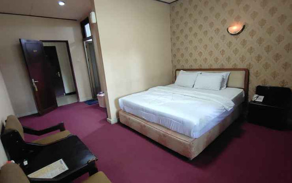 Cakra Residence Syariah Hotel