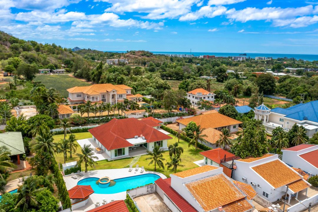 Amazing Private 6 Bedroom Pool Villa (ED60)