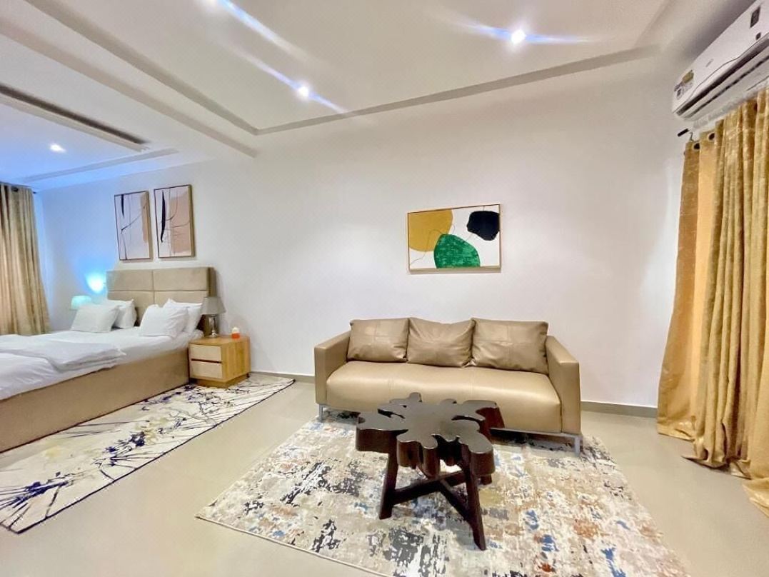 Wii Apartments and Suites