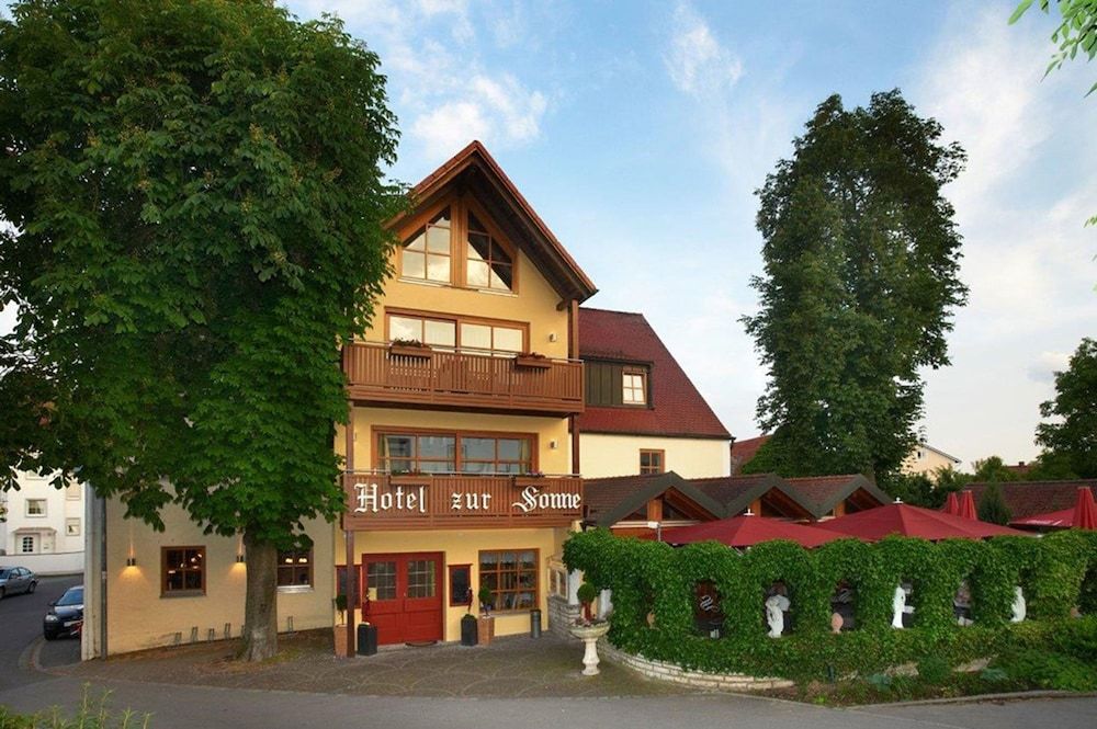 Hotelgasthof zur Sonne 酒店-官方