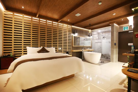 禮山M1自助入住酒店