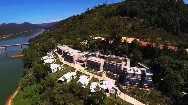 贝鲁姆雨林度假村