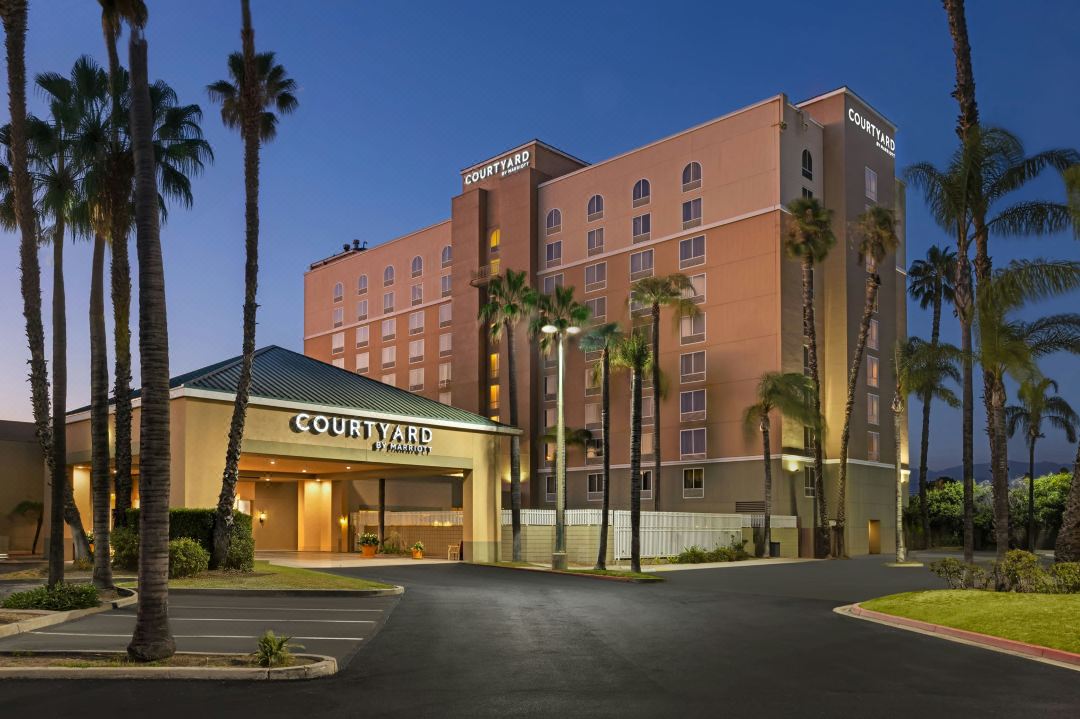 Courtyard Los Angeles Baldwin Park