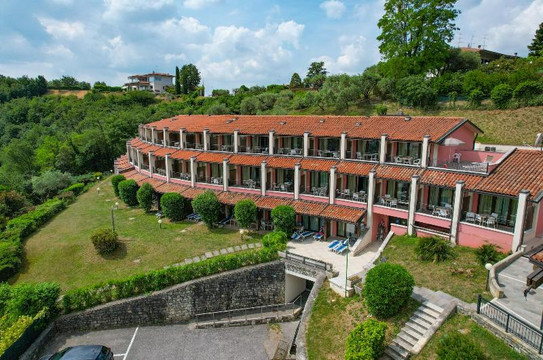 Raffa酒店住宿-Hotel Belvedere Manerba Del Garda