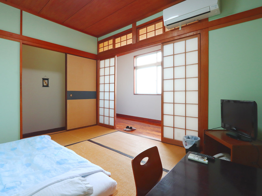 Ei Kotobuki Hotel