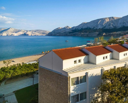 Sveti Juraj酒店住宿-兹沃尼米尔酒店