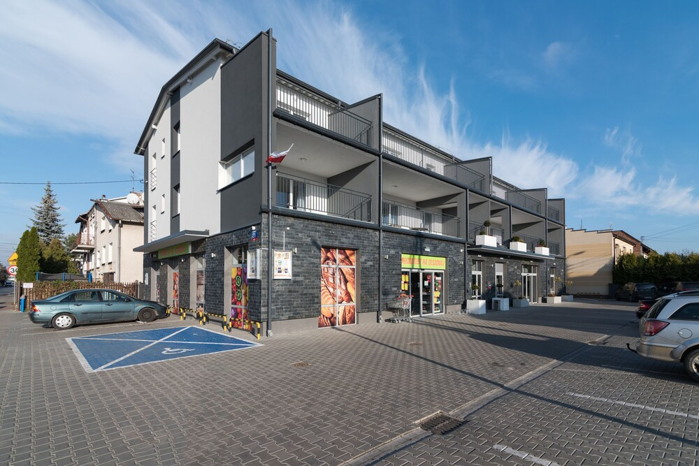 科罗尼之家公寓酒店