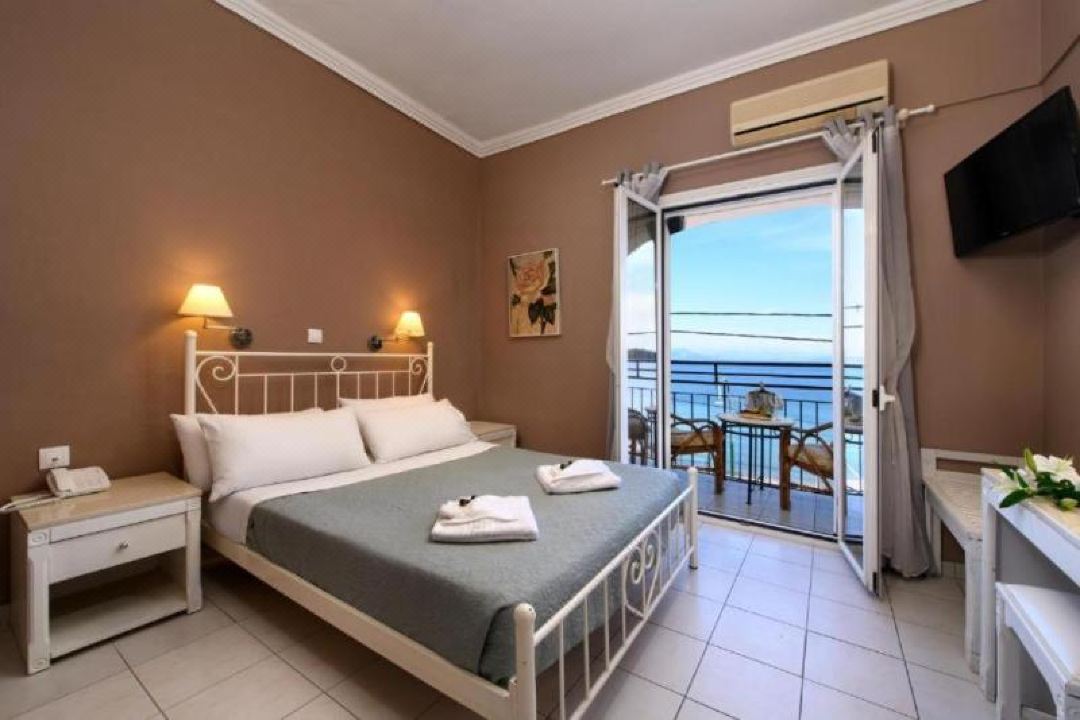 Ipsos di Mare Beach Hotel