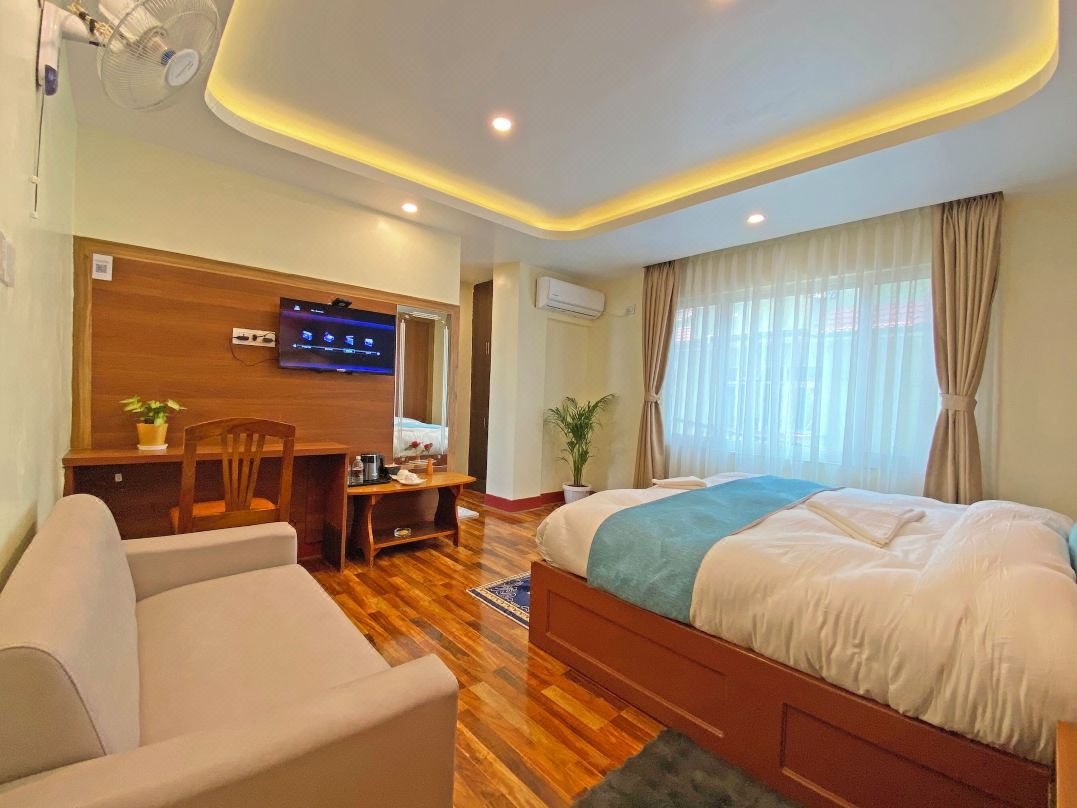 Hotel Himalayan BTS